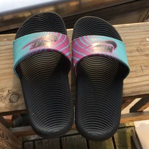 Girls 12c Nike slides